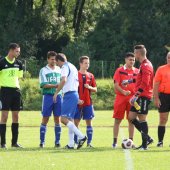 Handshakes_-_skvlinz_vs_union_gutau_20130713.jpg